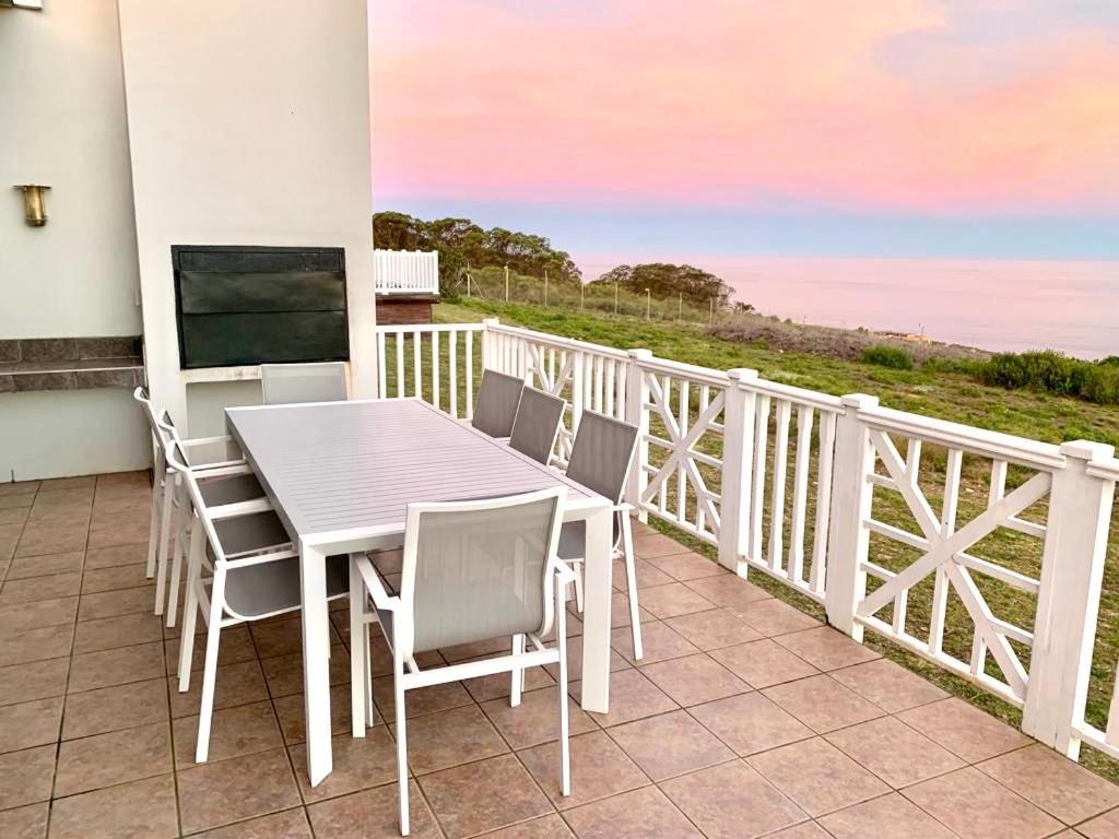 Signature 3 @ Pinnacle Point Golf Estate * Mossel Bay